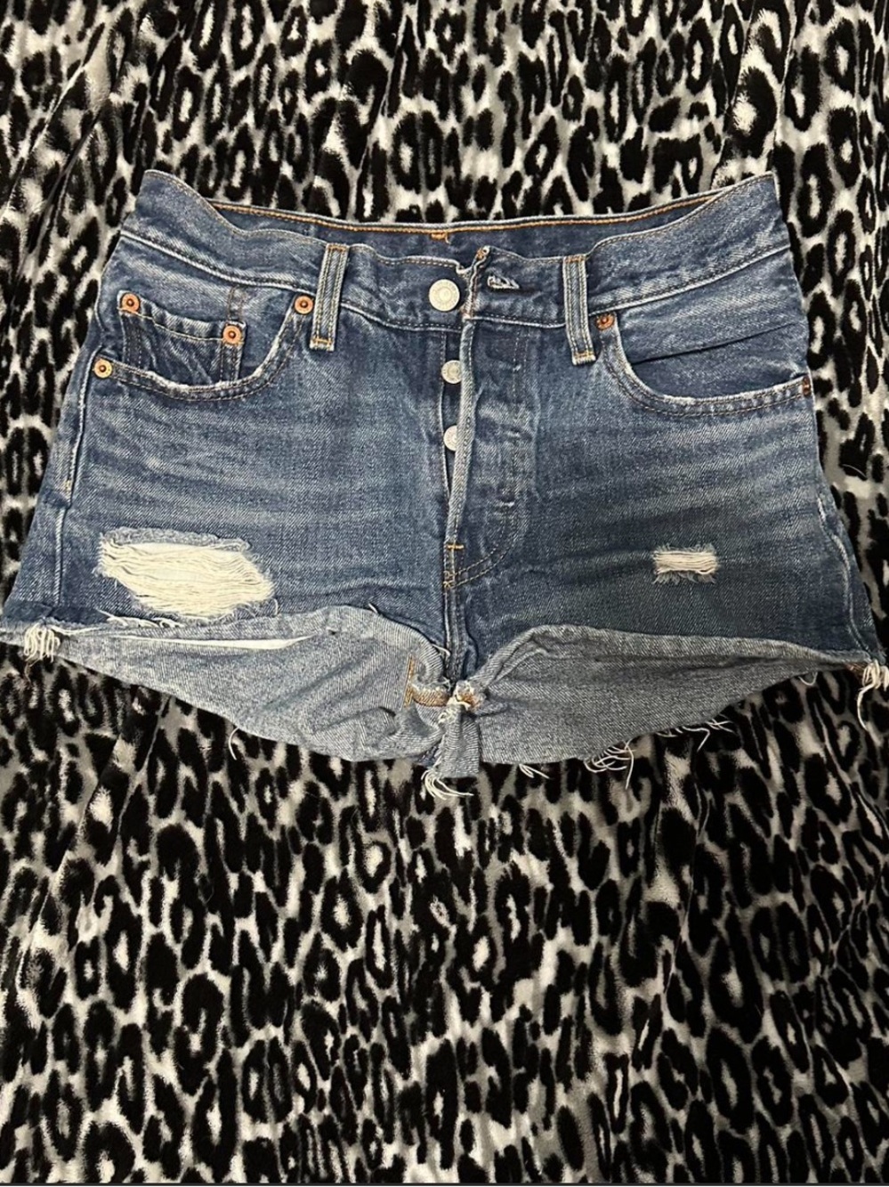 Levi’s 501 cut offs
